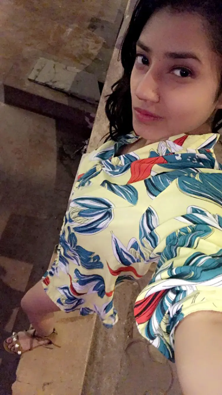 Ananya Rao - Premium Chennai Escort Gallery Image 6