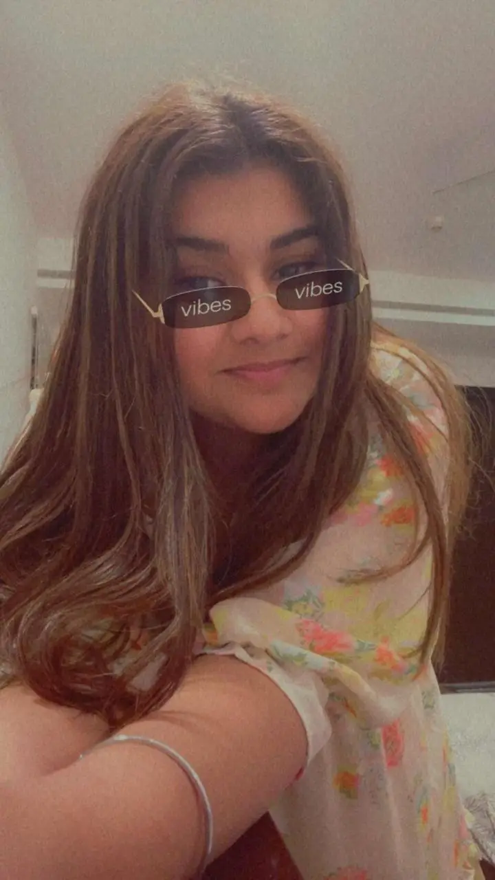 Ayesha Khan - Premium Chennai Escort Gallery Image 5