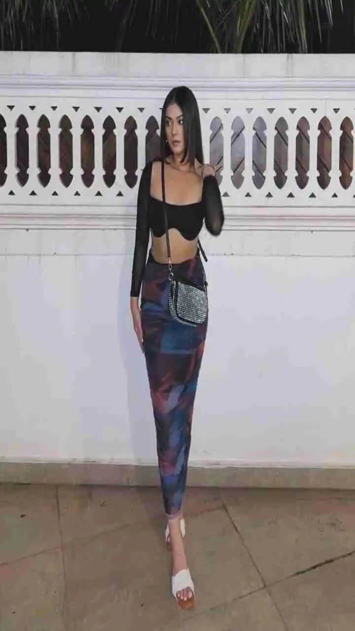 Meera Nair - Premium Chennai Escort Gallery Image 7