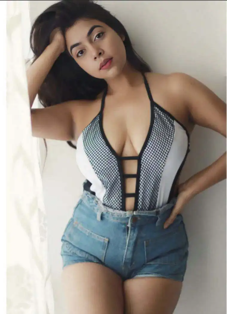 Pooja Dessai - Premium Chennai Escort Gallery Image 5