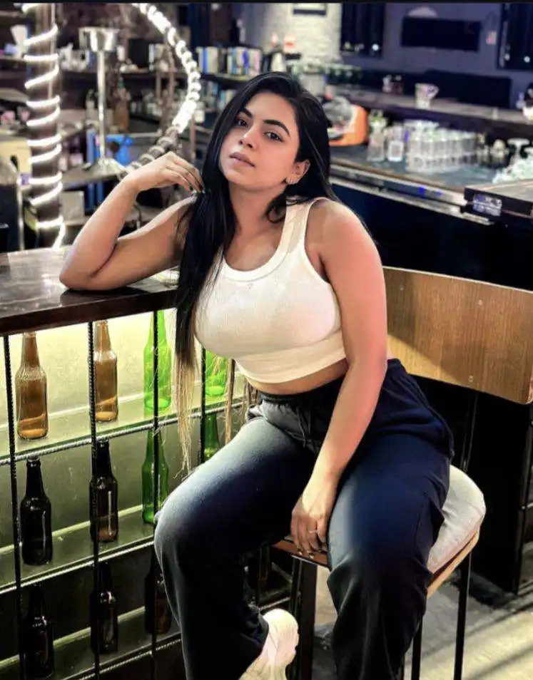 Pooja Dessai - Premium Chennai Escort Gallery Image 7