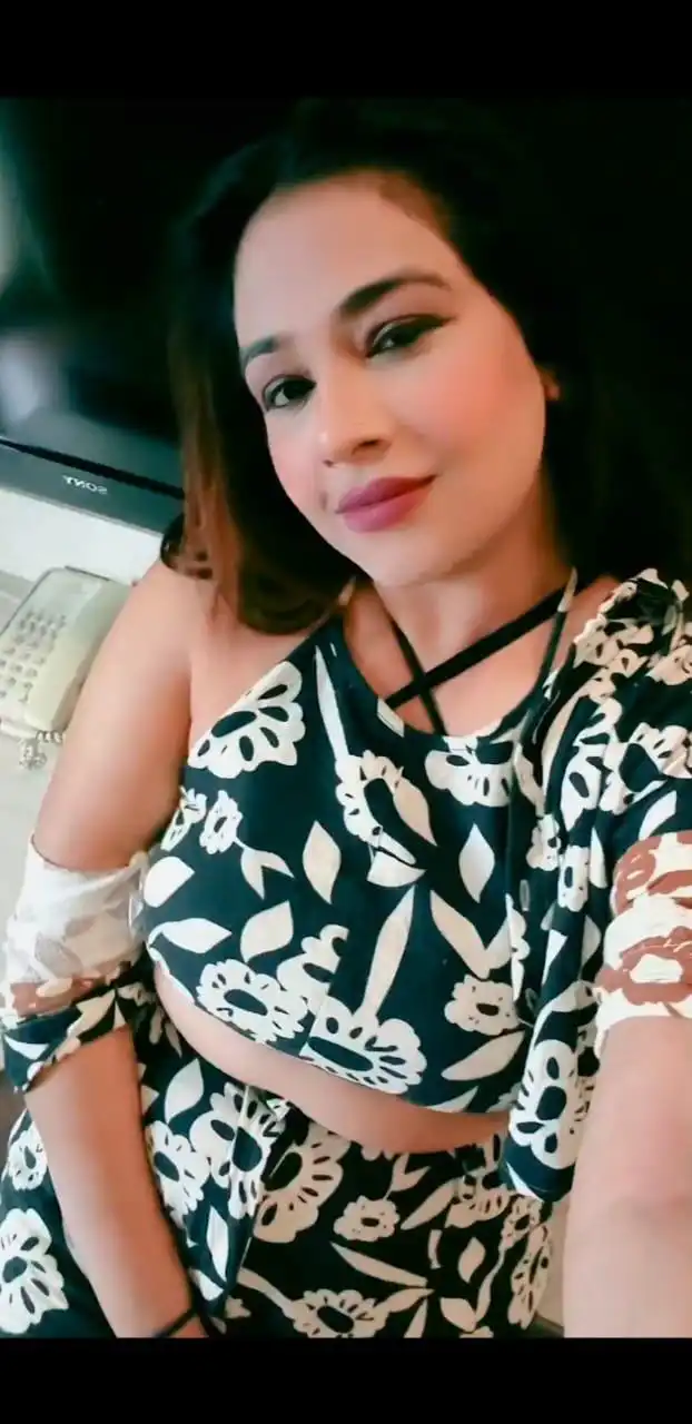 Sneha Reddy - Premium Chennai Escort Gallery Image 4